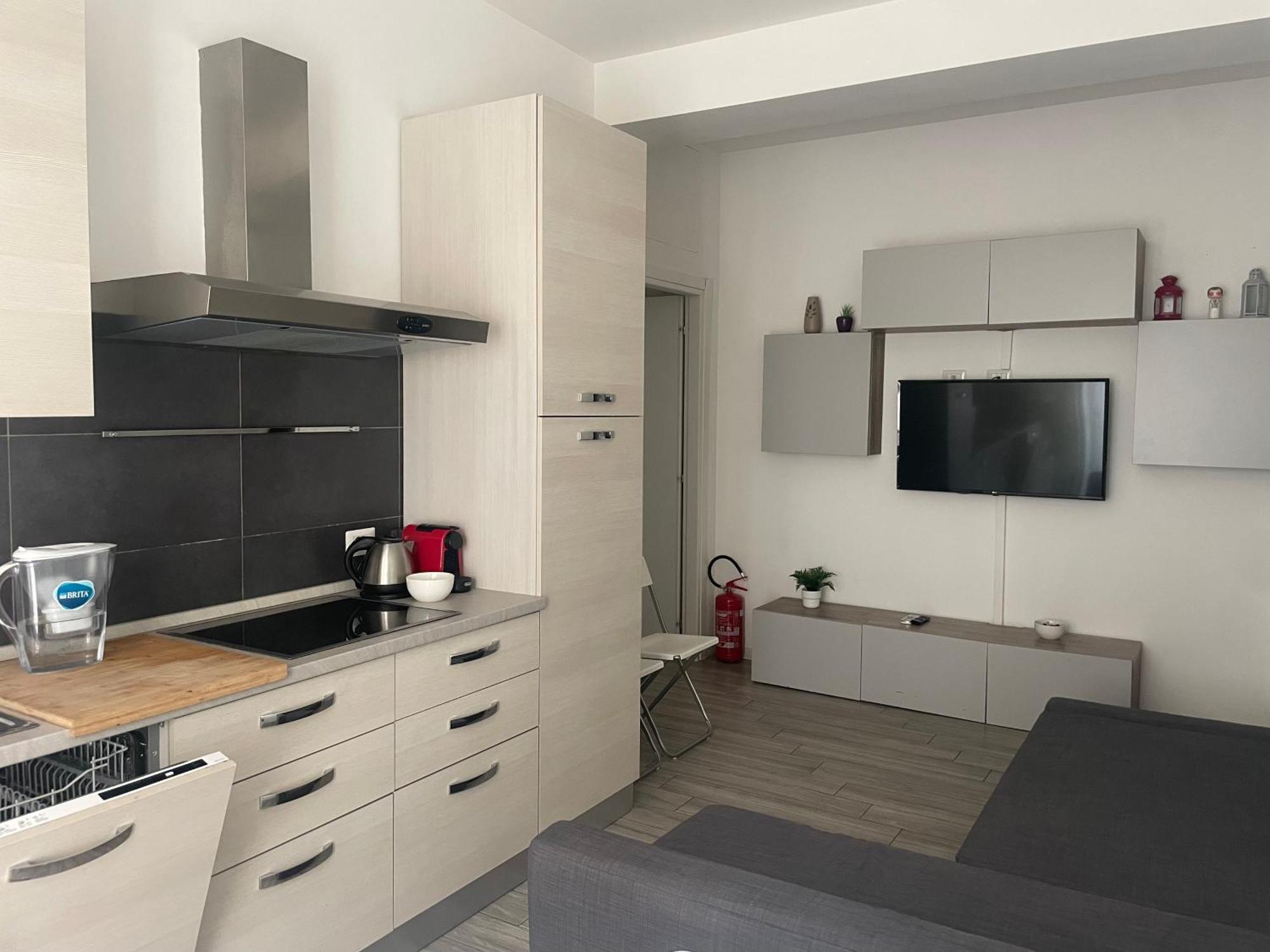 Gardone Apartment - Ampio Appartamento Con 2 Camere Da Letto - Comodo Per Duomo! มิลาน ภายนอก รูปภาพ